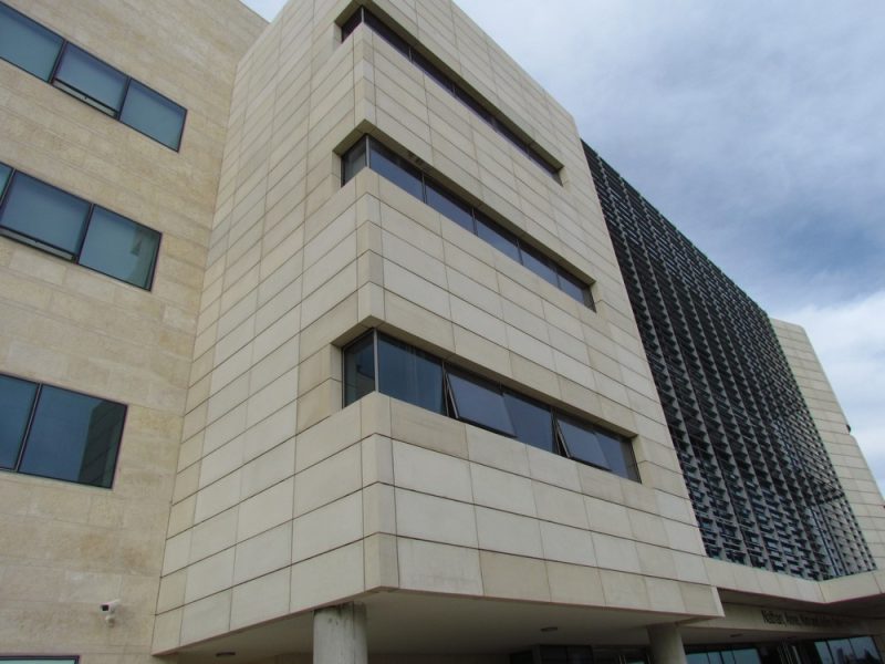 clading-beton-jeruzalem-college05