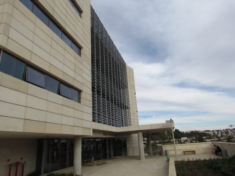 clading-beton-jeruzalem-college06