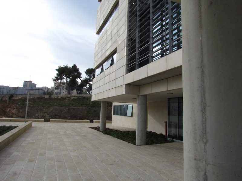 clading-beton-jeruzalem-college08