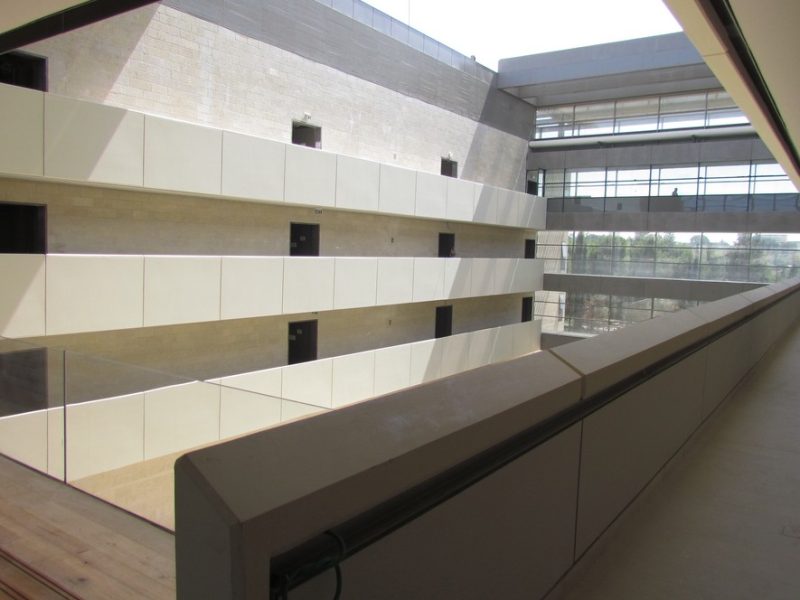 jerusalem-university-concrete-patio-grip-01