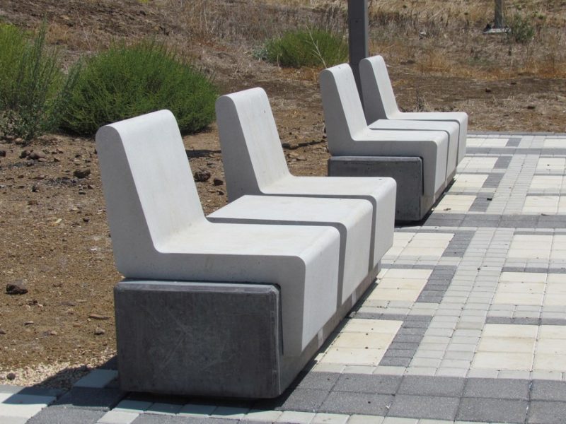 kala-alon-concrete-benches-07